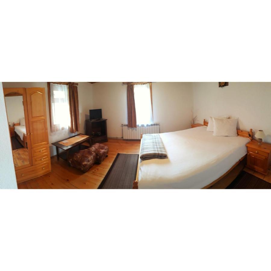 Sarafova Guest House Koprivshtitsa Bagian luar foto